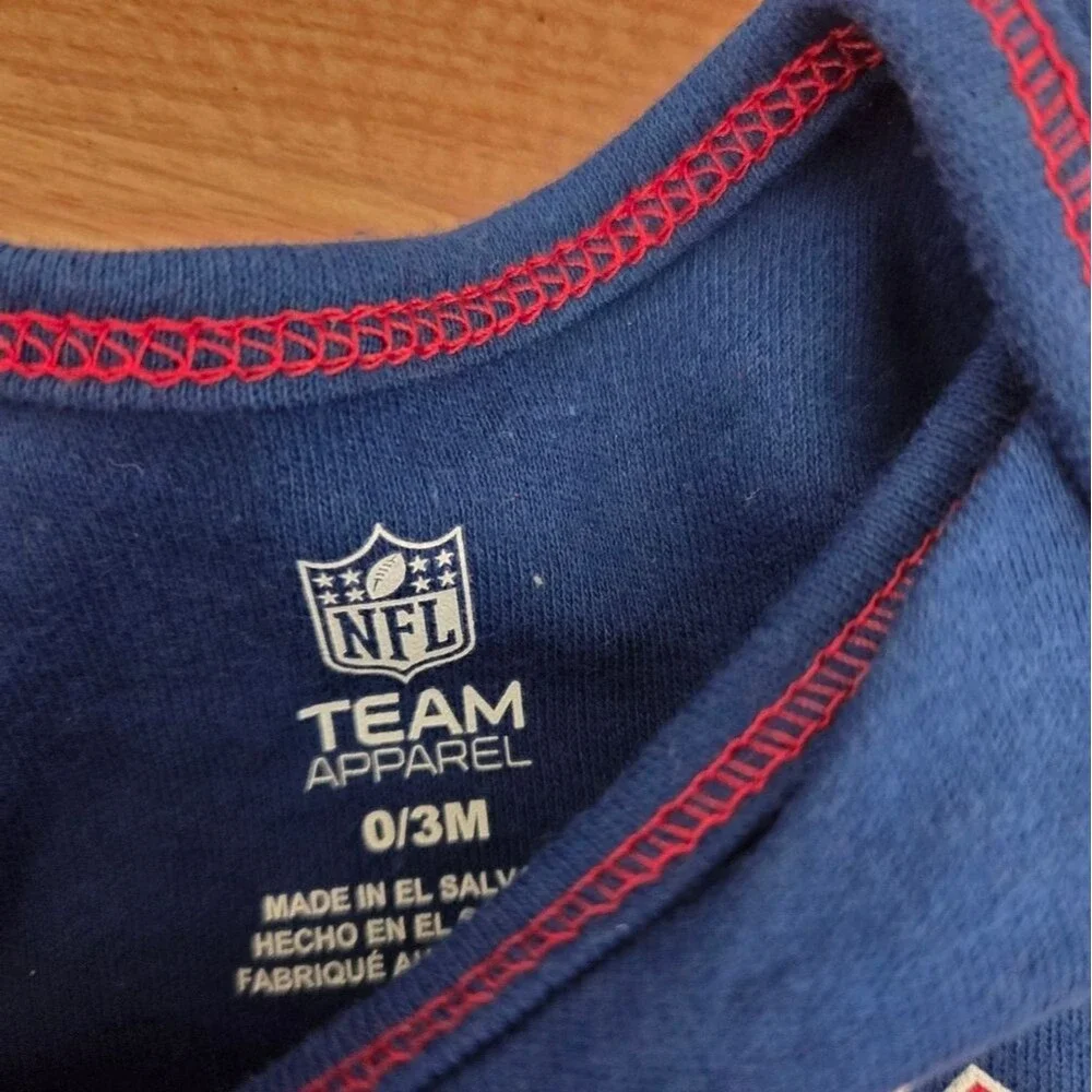 NFL NY Giants Baby Bodysuit 2pc 0-3 Months New 100% Cotton Football Athletic